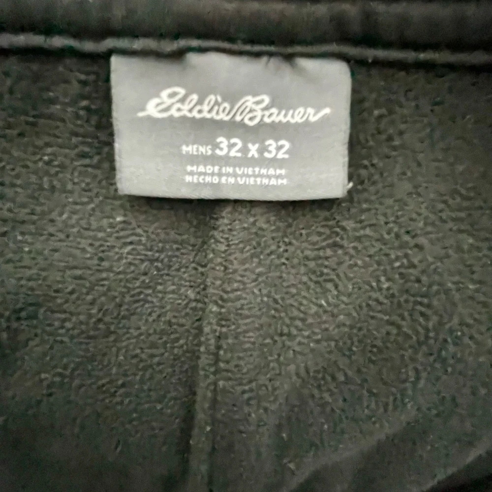 Eddie Bauer Men's Fleece Lined Water Resistant Black Pants 32 x 32